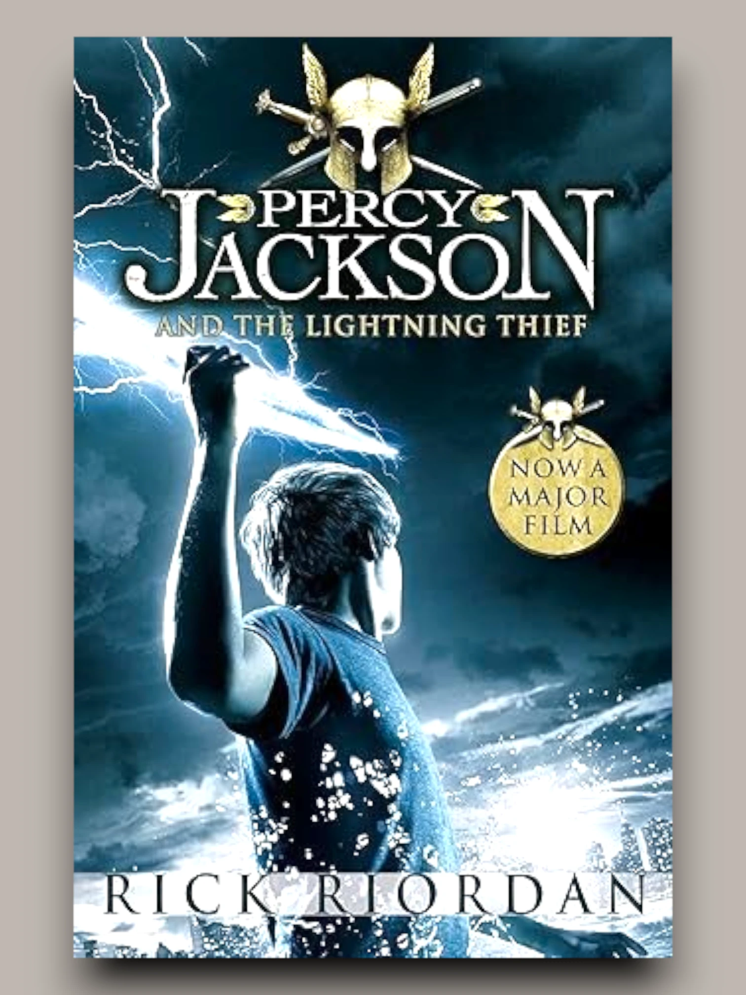 PERCY JACKSON AND THE LIGHTINING THIEF